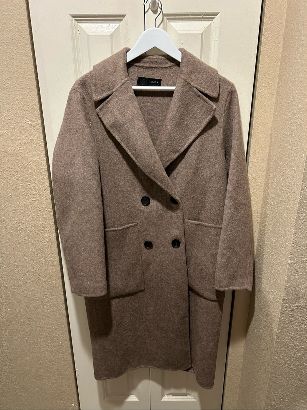 Zara Wool Blend Long Double-Breasted Coat in Taupe Beige , XS - Picture 9 of 9